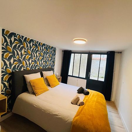 Appartement Avec Cour Privee Saint-Jean-dʼAngély Extérieur photo